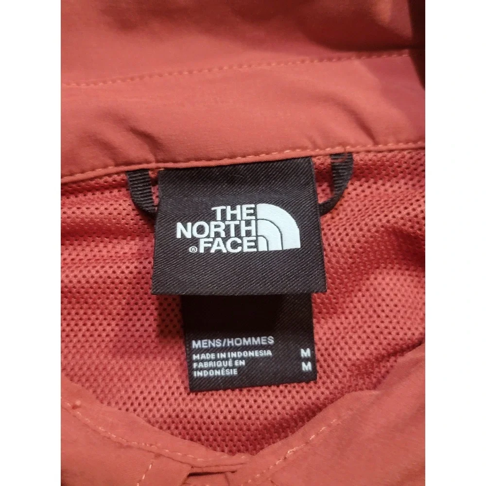 The North Face Men's Short Sleeve Button Up‎ Shirt Size M Hiking Outdoor